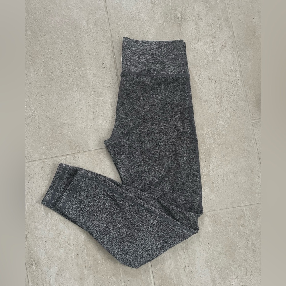 Vuori Grey Leggings